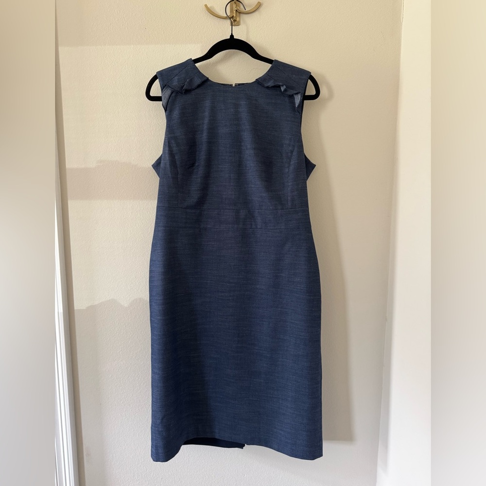 💙Ann Taylor Blue Denim Style Midi Dress